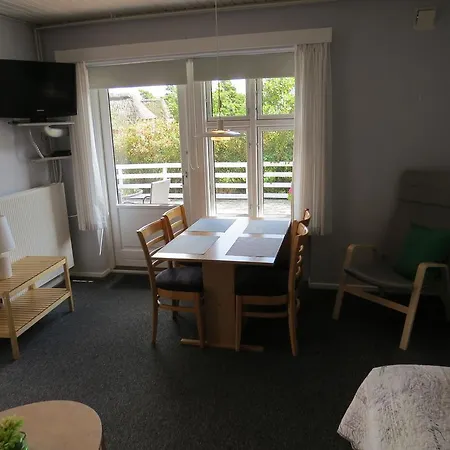 Garni Motel
